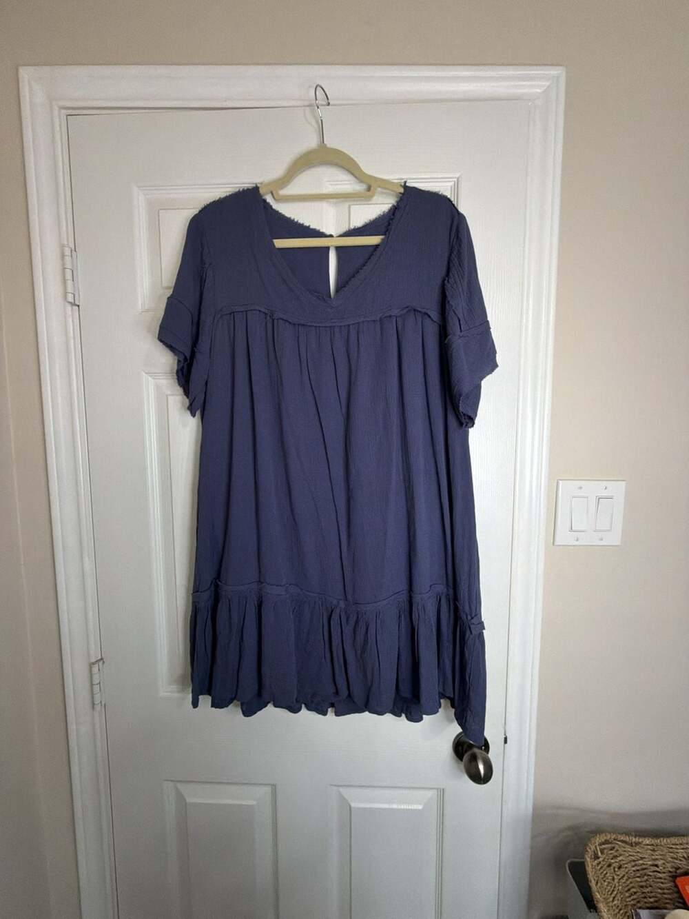Daytrip Women's Size Large Night Shadow Blue V-Neck Woven Flow Dress